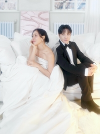 ‘4일만에 진실 밝혔다’ 리아킴·최영준 “저희 결혼하긴 했습니다...춤과” [★SNS]