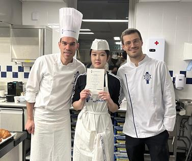 봉의고 2학년 변영은 학생_미국 뉴욕 국외 캠프 활동 모습. 사진|봉의고등학교