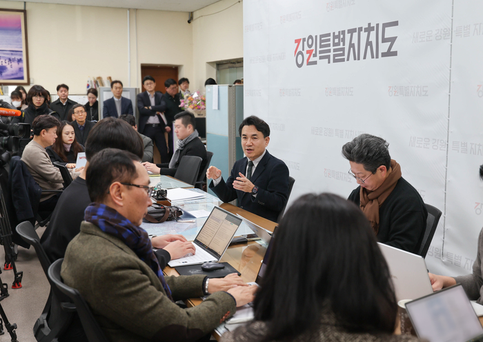 김진태 지사 “미래산업 분야 유망기업, 체계적으로 발굴해 지원”