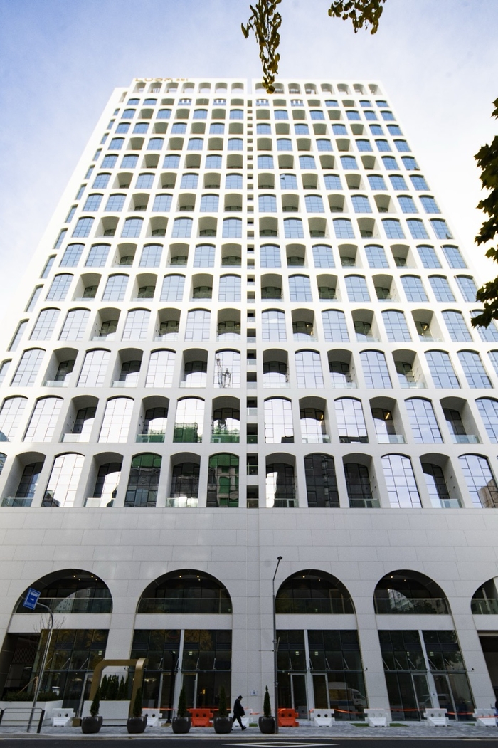 KCC글라스 홈씨씨의 ‘센스톤 울트라’가 적용된 루카831