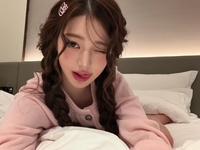 아이브 장원영, 침대 위 요정 같은 자태