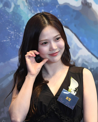 [포토]오마이걸 효정, 사랑스런 하트