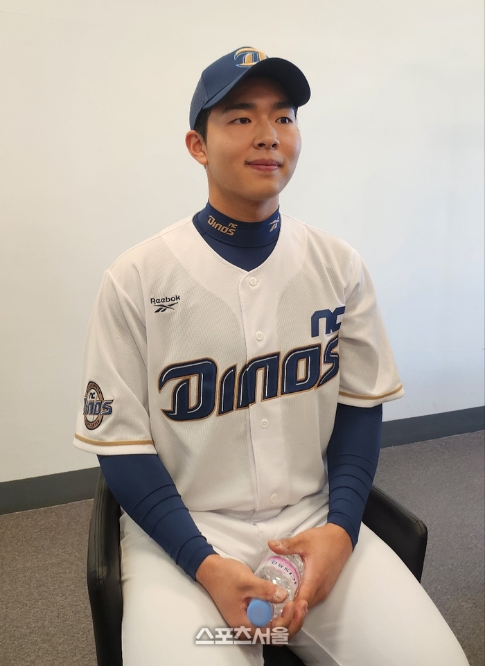 NC 김휘집이 5일 열린 2026년 구단 신년회에서 취재진을 만났다. 창원 | 김민규 기자 kmg@sportsseoul.com