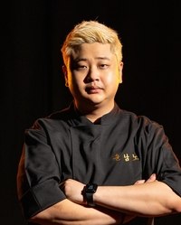 ‘요리하는 돌아이’ 윤남노 셰프, 티엔엔터 전속계약…본격 방송 활동 기지개