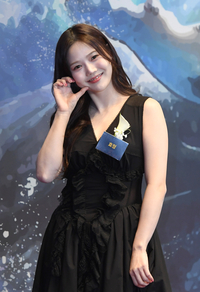 [포토]오마이걸 효정, 상큼 볼 하트