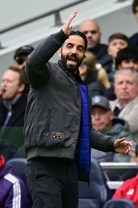 아모림 ‘경질’ 맨유 수뇌부 ‘독단’이었나…선수단은 아모림 ‘해고’에 불만, 여전히 ‘지지’한다