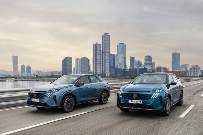 푸조 ‘3008 하이브리드’. 사진 | 스텔란티스 코리아