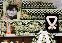 故 안성기 영결식…정우성이 영정들고, 설경구→주지훈이 운구한다 [공식입장]