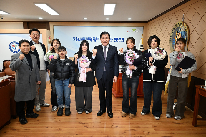심재국 군수, 평창군청 레슬링팀 신규 선수 임용장 수여