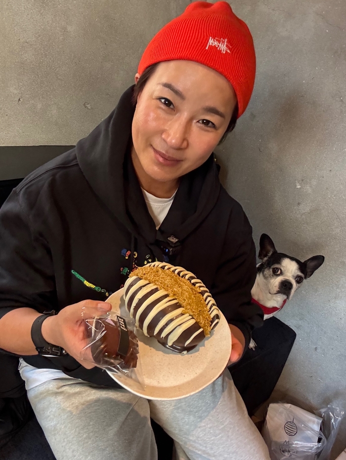 박세리, 반려견 모찌와 ‘느좋’ 카페 데이트... 두바이 초코 소금빵에 감탄