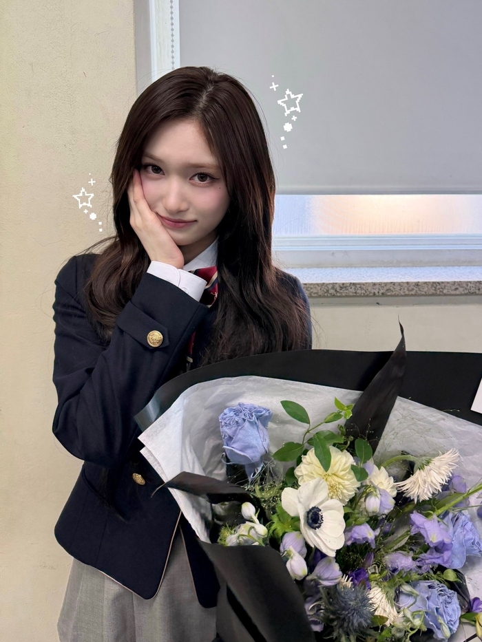 아이브 막내가 졸업했다