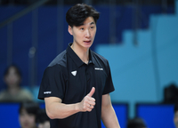 [포토] 박철우 감독대행 ‘잘하고 있어’