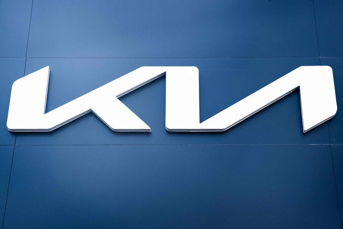 미 텍사스주 오스틴의 사우스 오스틴 대리점에 걸린 기아 로고. 사진 | AFP=연합뉴스