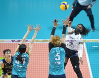 ‘최고 외인’ 실바에 밀리지 않는 모마, 괜히 6년을 버틴 게 아니다…도로공사 독주 이끄는 장수 외인