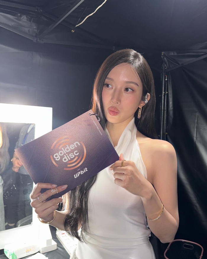 “사람이야 여신이야?”...문가영, 드레스 자태는 ‘천상계’