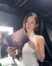 “사람이야 여신이야?”...문가영, 드레스 자태는 ‘천상계’