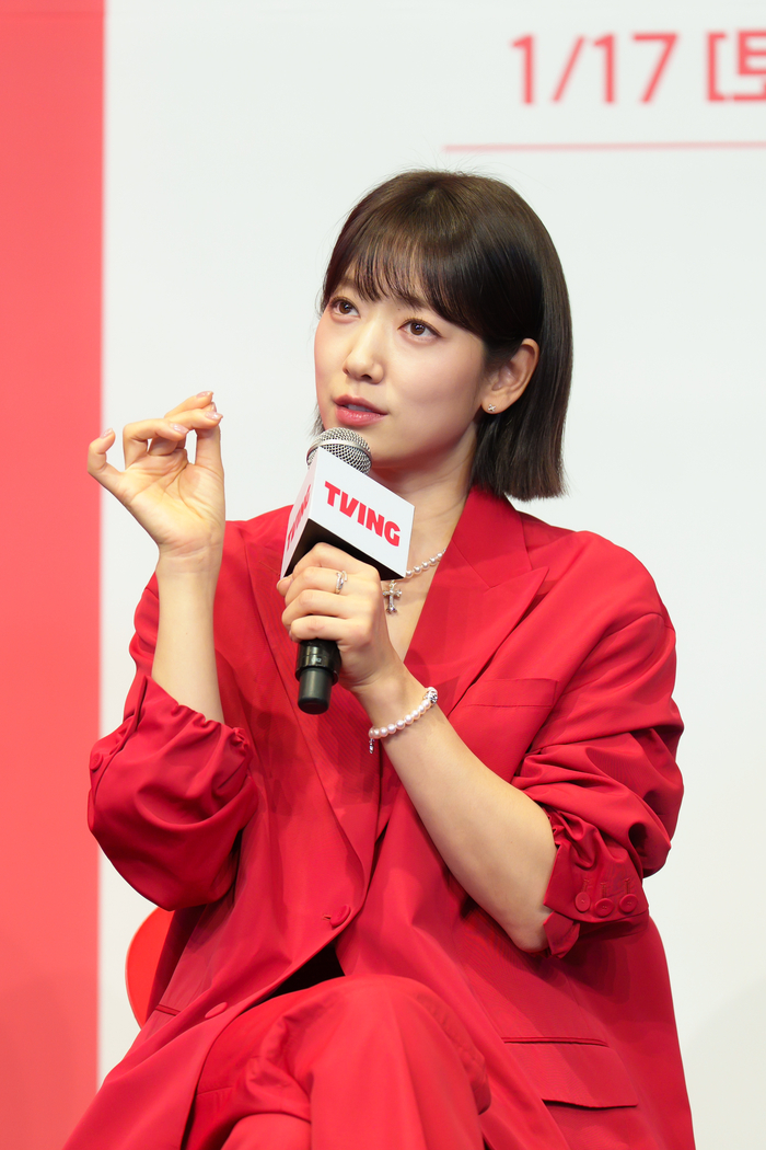 ‘지옥’ 찍고 ‘세기말’로…박신혜, 힙합바지 입은 20살 ‘광기의 변신’ [SS현장]