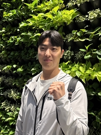 “이제 나도 서른, 욕심낼 나이” LG ‘우승 요정’ 이정용의 당찬 각오 [SS인천공항in]