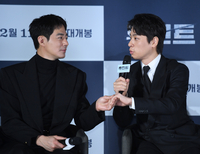 [포토] 박정민-조인성 ‘꿀 떨어지는 눈빛’