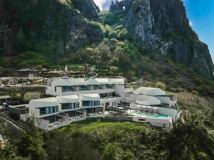 불가리 호텔부터 승마까지...롯데百 ‘에비뉴엘’ 대대적 개편