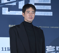 [포토] 조인성 ‘카리스마 뚝뚝’