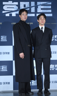 [포토] 조인성-박정민 ‘블랙슈트로...’