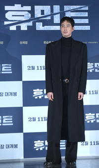 [포토] 포즈 취하는 ‘휴민트’ 조인성