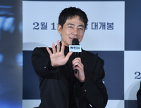 [포토] 조인성 ‘아이돌처럼’