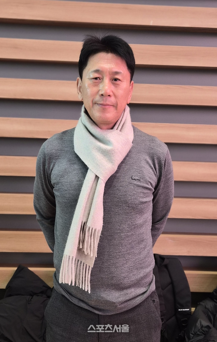 오베르단은 떠나고 기성용은 남았다…‘변화’에도 의연한 포항 박태하 감독 “대책 있다, 지난시즌보다 더 잘해야죠”[SS인터뷰]