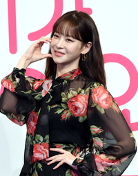 [포토]볼 하트 만들어 보이는 오연서