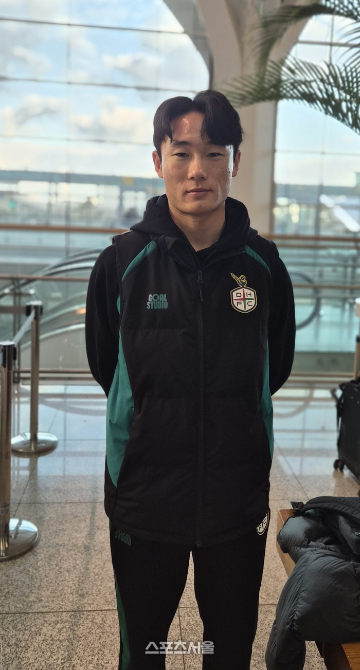 황선홍 감독의 ‘러브콜’에 대전으로 온 ‘스피드 레이서’ 공격수 엄원상 “우승하기 위해 왔다”[SS인터뷰]