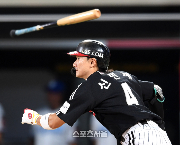 LG 신민재. 박진업 기자 upandup@sportsseoul.com