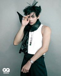 보그·GQ 줄줄이 품절…뷔, 일본 유통시장이 먼저 반응