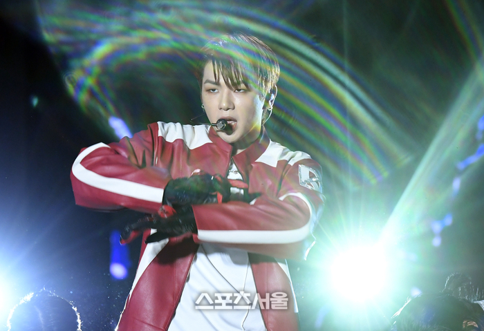 강다니엘, 2월 9일 육군 현역 입대