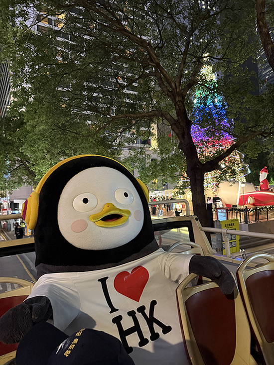 펭수 홍콩에서 홀로서기. 사진 | 홍콩관광청