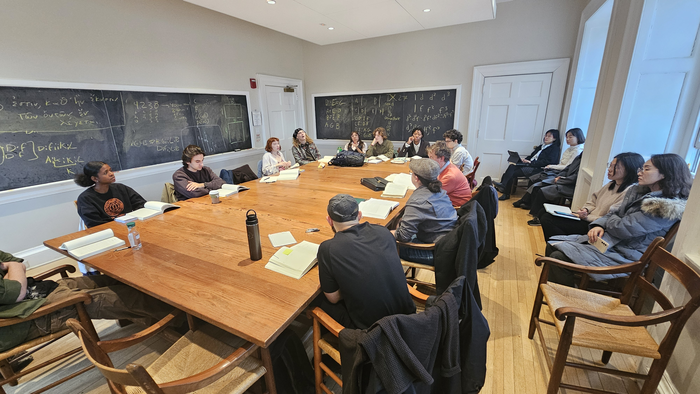 지난 8일부터 춘천 Great Books 튜터 양성 해외연수에 참가 중인 춘천 지역 교사들이 미국 세인트존스대학 현지에서 Great Books 프로그램을 참관하고 있다. 사진|춘천시청