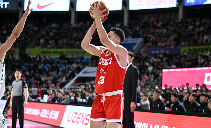 ‘20-16→49-32→72-47→89-76’ SK, 선두 LG 제대로 잠재웠다! [SS잠실in]