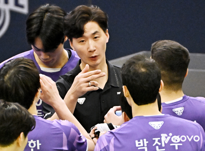 2세트 주전 ‘대거’ 교체→4세트 세터 한태준 대신 이승원…대행답지 않은 박철우의 과감했던 ‘승부수’가 통했다[SS현장]