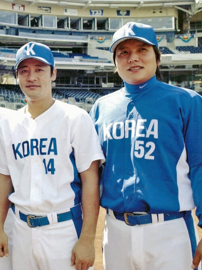 김태균, 故 김민재 코치 향한 눈물의 작별 인사...“늘 든든했던 나의 선배님”