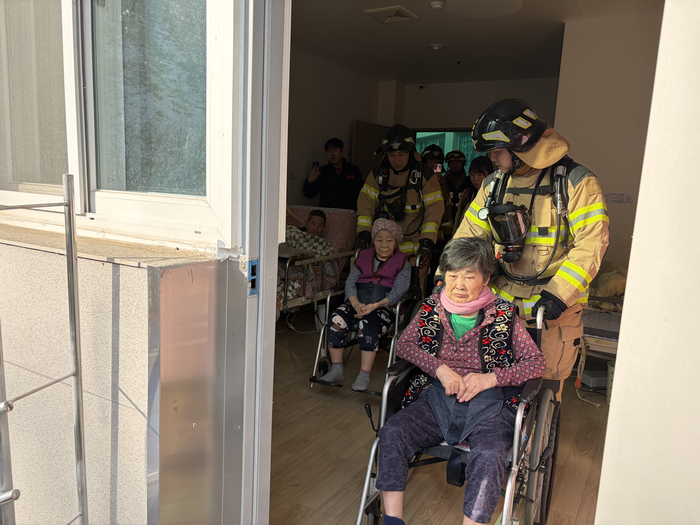 [강원소방]양구, 무각본 대피훈련으로 요양시설 화재대응 강화