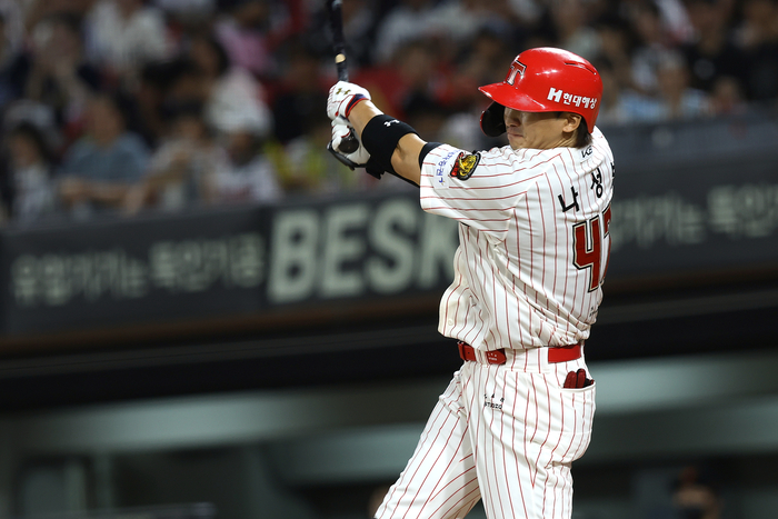 KIA 나성범이 광주-기아 챔피언스 필드에서 열린 2025 KBO리그 두산전에서 안타를 때리고 있다. 사진 | KIA 타이거즈