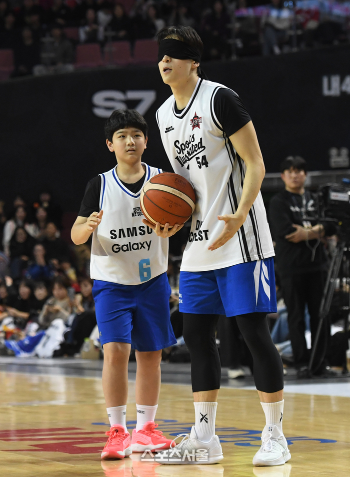 [포토]안대를 하고 덩크 준비하는 삼성 조준희