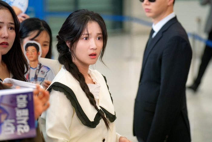 시청자들 ‘모범택시’ 타고 MBC로 떠났나?…김혜윤·로몬, ‘역대 최저’ 성적표 받았다 [SS연예프리즘]