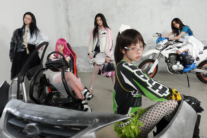 아일릿 “다음이 기대되는 그룹 될 수 있도록 노력하겠다”