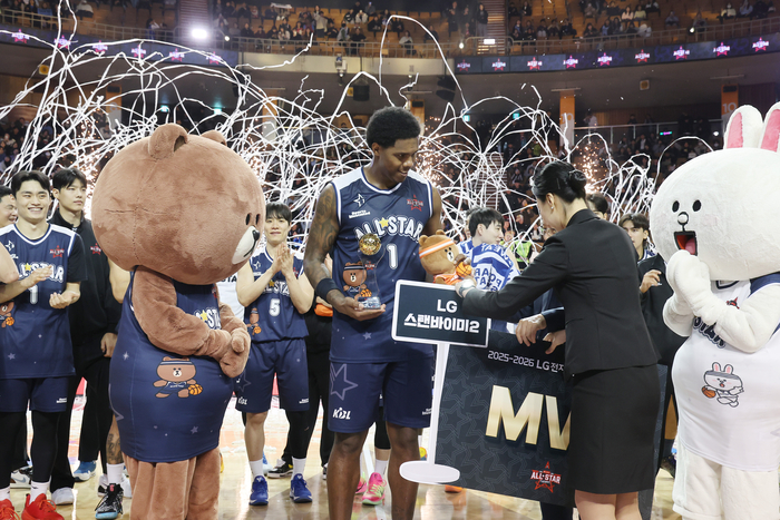 ‘47점·덩크 13방 폭발!→영예의 올스타전 MVP 나이트 “팬과 기쁨 함께해 뜻깊어” [SS잠실in]