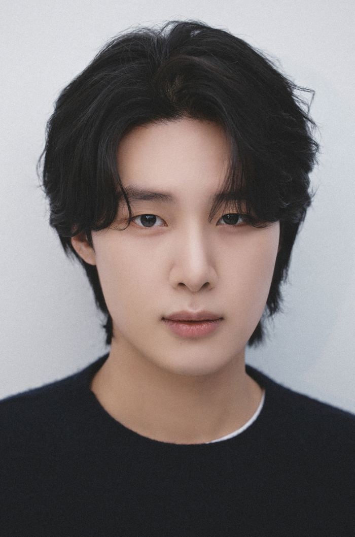 ‘학폭 사과’ 김동희, 새출발 알렸다…네오스엔터와 전속계약 [공식]