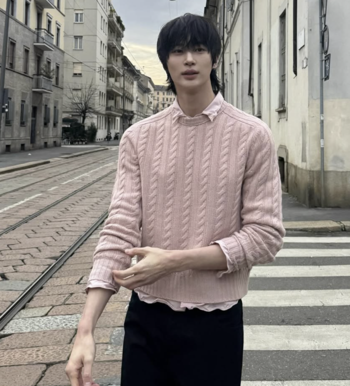 변우석, 밀라노에서 장착한 순수미 [★SNS]