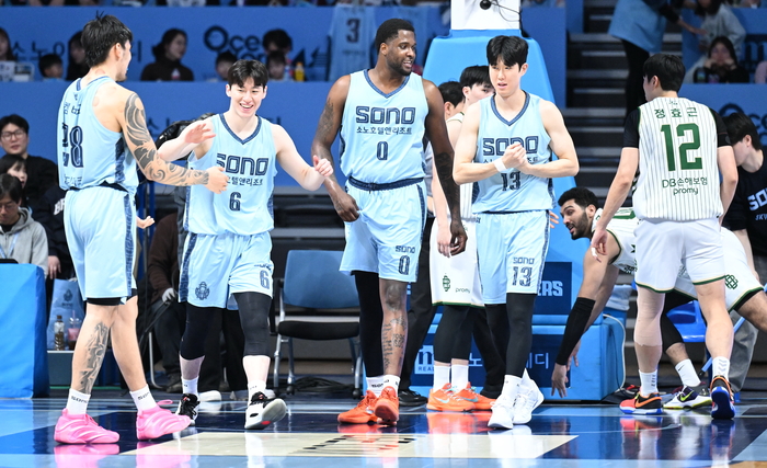 고양 소노 선수들. 사진 | KBL