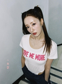 에이핑크 윤보미, 발랄하고 힙하게!