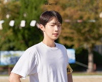 ‘스프링 피버’ 조준영, 청량 비주얼